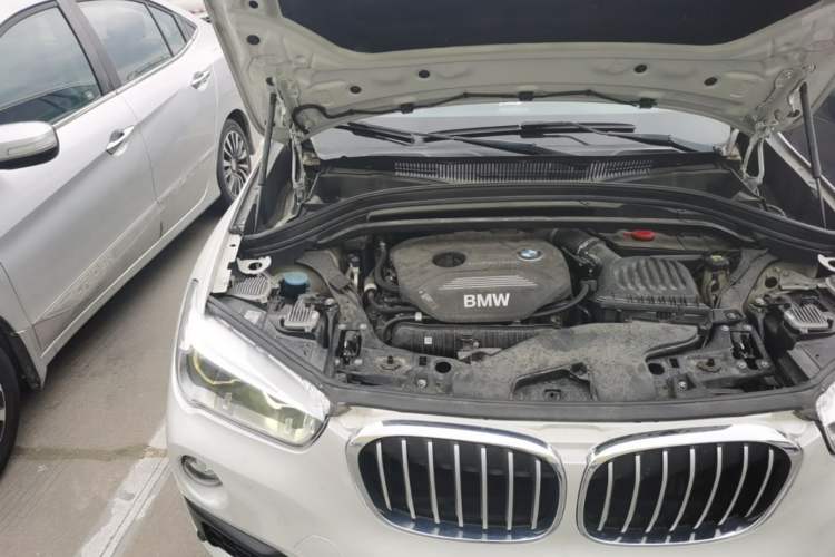 Used BMW X1 2019 sDrive20Li Leading Model Engine Bay Right