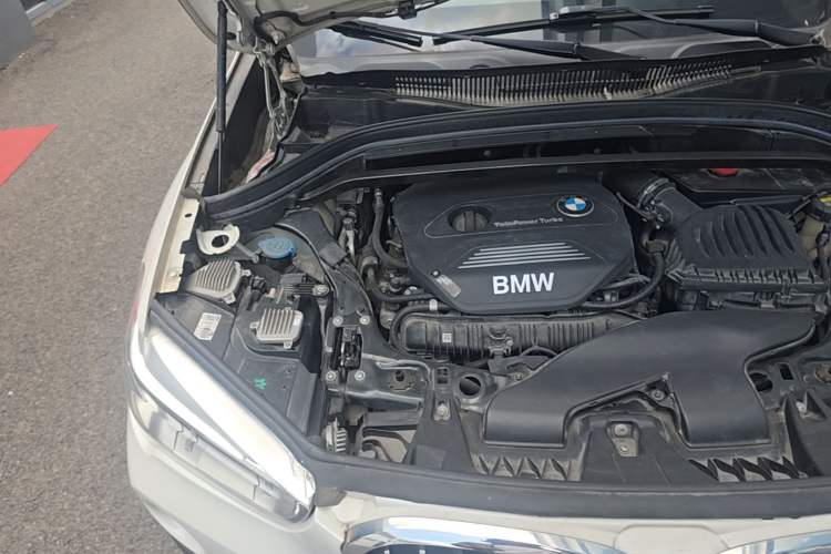 Used BMW X1 2019 sDrive20Li Leading Model Engine Bay Right