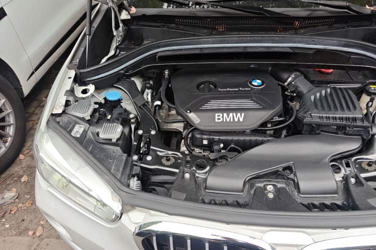 Used BMW X1 2019 sDrive18Li Premium Edition Engine Bay Right