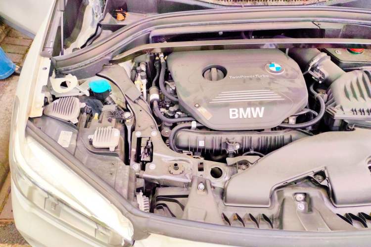 Used BMW X1 2019 sDrive20Li Leading Model Engine Bay Right