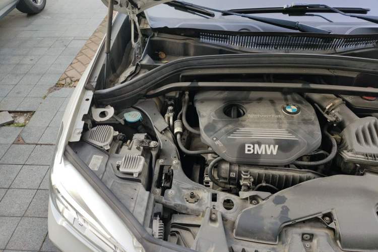 Used BMW X1 2019 sDrive18Li Premium Edition Engine Bay Right