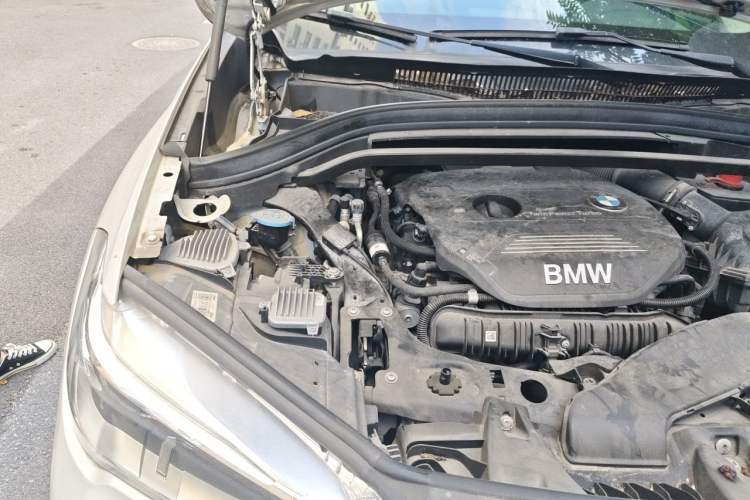 Used BMW X1 2019 sDrive20Li Leading Model Engine Bay Right
