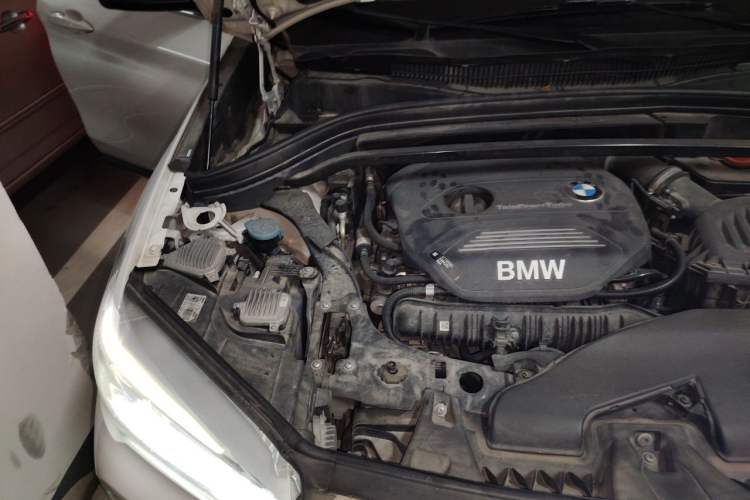 Used BMW X1 2019 sDrive20Li Leading Model Engine Bay Right