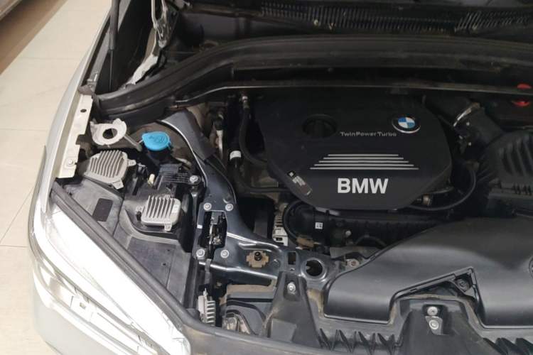 Used BMW X1 2019 sDrive18Li Premium Edition Engine Bay Right