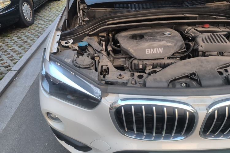 Used BMW X1 2019 sDrive18Li Fashion Model Engine Bay Right