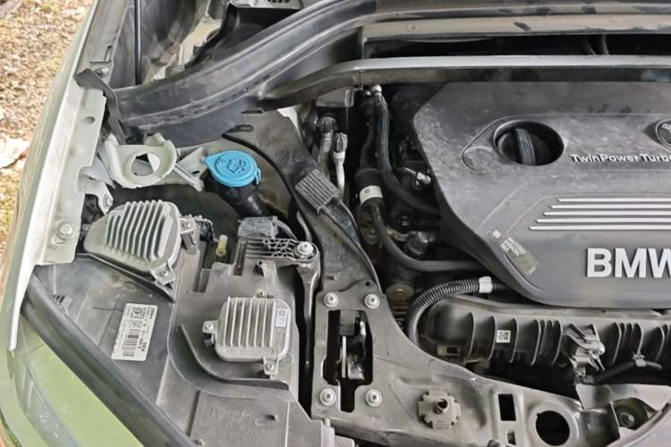 Used BMW X1 2019 sDrive20Li Leading Model Engine Bay Right