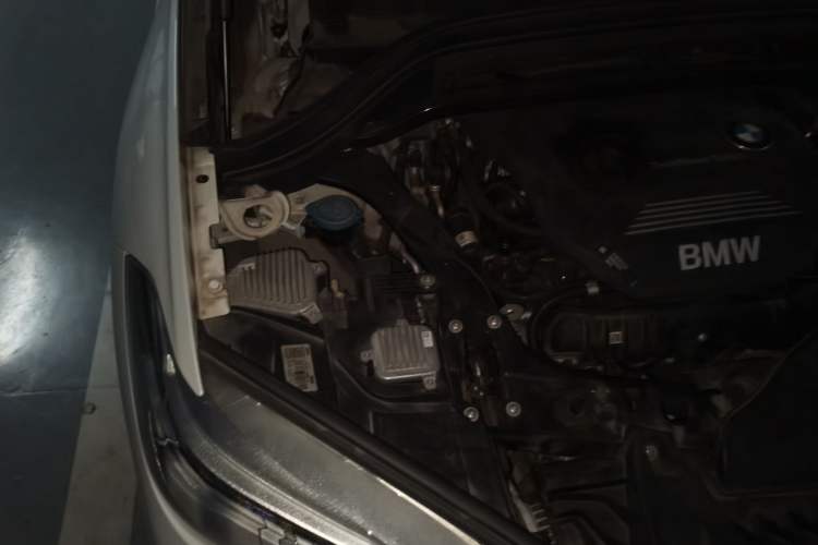 Used BMW X1 2019 xDrive20Li Luxury Model Engine Bay Right