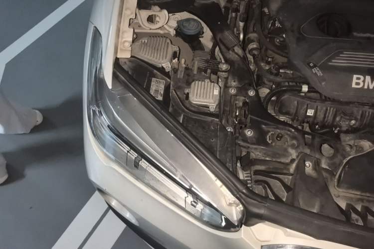 Used BMW X1 2019 sDrive20Li Leading Model Engine Bay Right