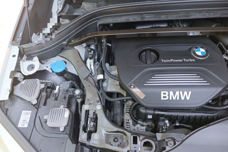 Used BMW X1 2019 sDrive18Li Premium Edition Engine Bay Right
