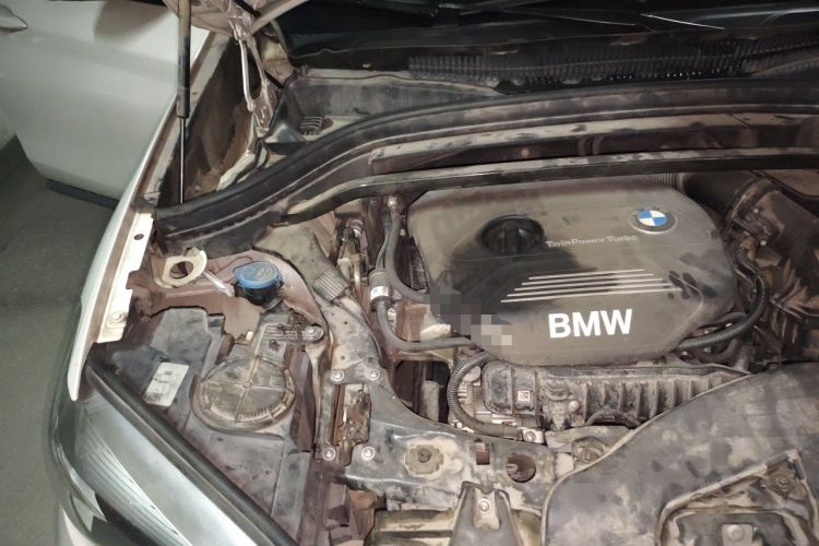Used BMW X1 2019 sDrive18Li Fashion Model Engine Bay Right