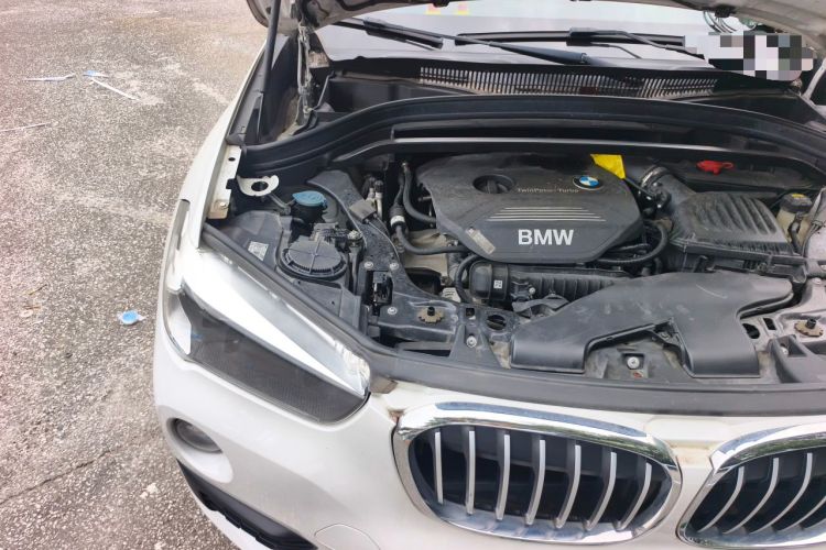 Used BMW X1 2019 sDrive18Li Fashion Model Engine Bay Right