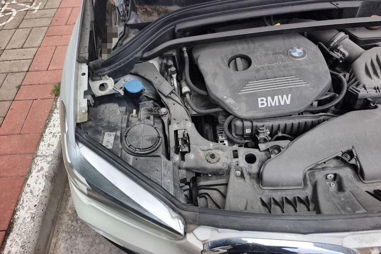 Used BMW X1 2019 sDrive18Li Fashion Model Engine Bay Right