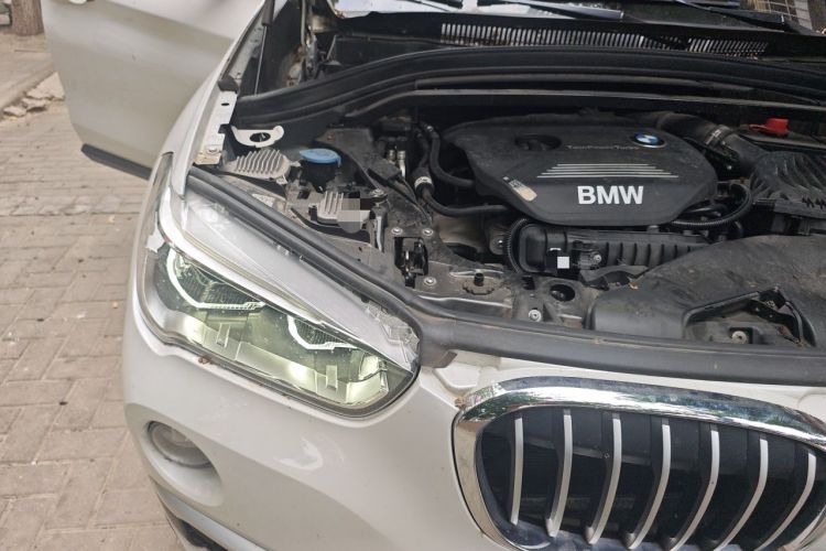 Used BMW X1 2019 sDrive18Li Premium Edition Engine Bay Right