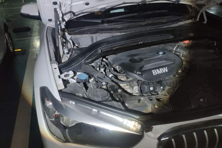 Used BMW X1 2019 sDrive18Li Fashion Model Engine Bay Right