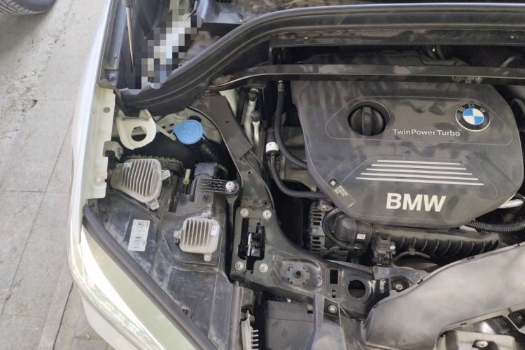 Used BMW X1 2019 sDrive18Li Premium Edition Engine Bay Right