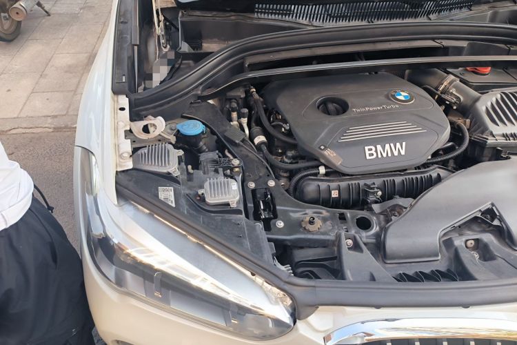 Used BMW X1 2019 sDrive20Li Leading Model Engine Bay Right