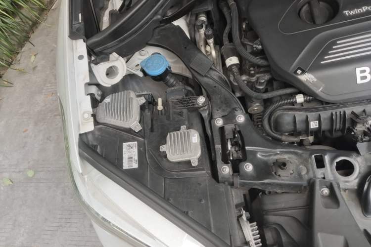 Used BMW X1 2019 xDrive20Li Luxury Model Engine Bay Right