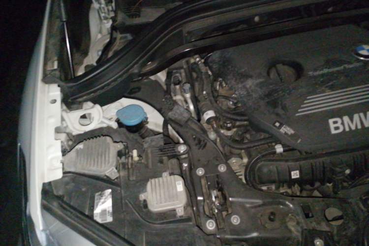 Used BMW X1 2019 sDrive20Li Leading Model Engine Bay Right