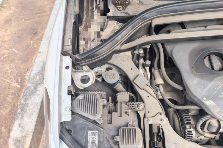 Used BMW X1 2019 sDrive18Li Premium Edition Engine Bay Right