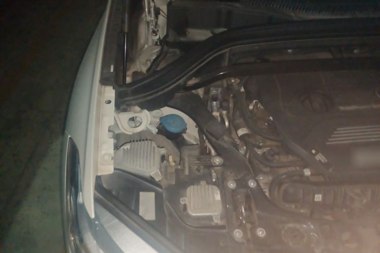 Used BMW X1 2019 sDrive20Li Leading Model Engine Bay Right