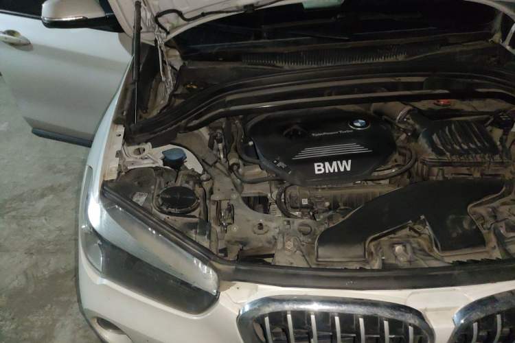 Used BMW X1 2019 sDrive18Li Fashion Model Engine Bay Right