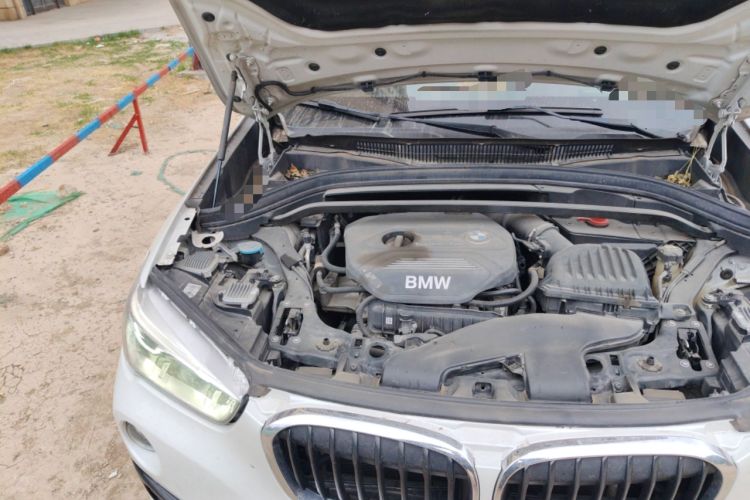 Used BMW X1 2019 sDrive18Li Premium Edition Engine Bay Right