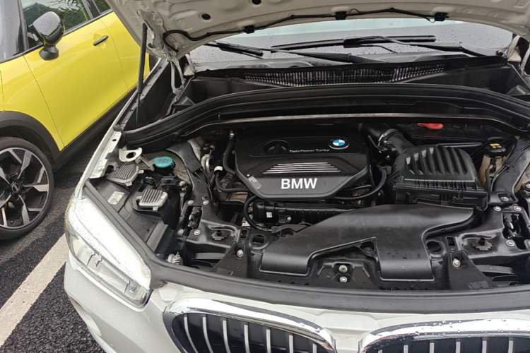 Used BMW X1 2019 sDrive18Li Premium Edition Engine Bay Right