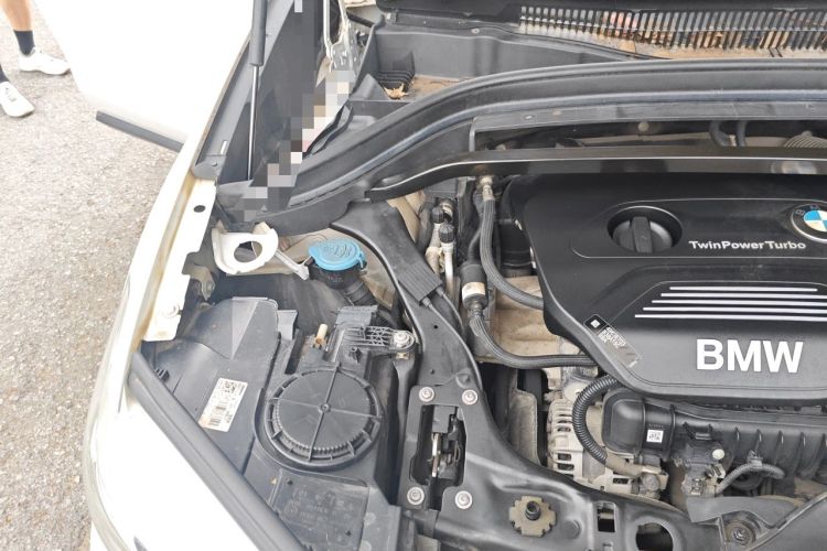 Used BMW X1 2019 sDrive18Li Fashion Model Engine Bay Right