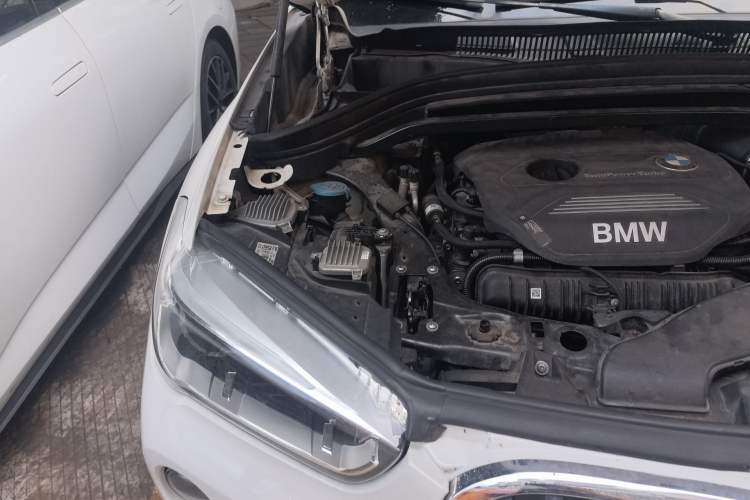 Used BMW X1 2019 sDrive20Li Leading Model Engine Bay Right