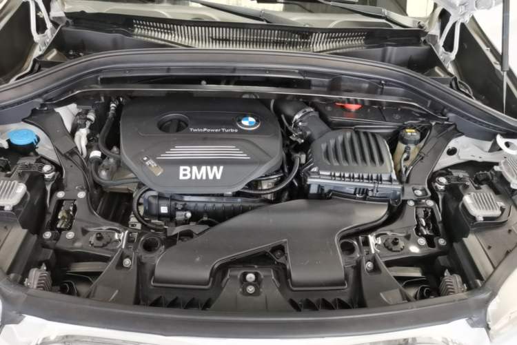 Used BMW X1 2019 sDrive18Li Premium Edition Engine Bay