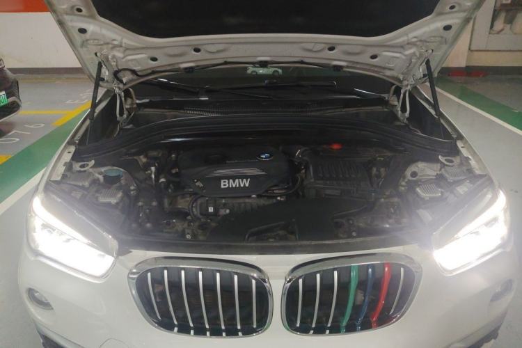 Used BMW X1 2019 sDrive18Li Premium Edition Engine Bay