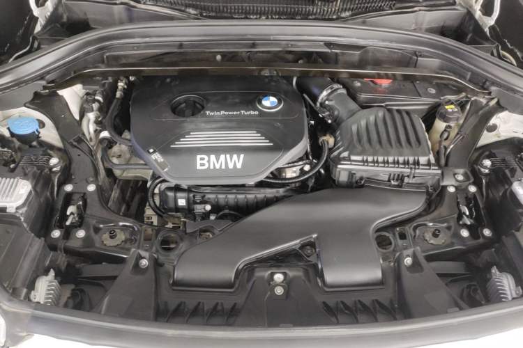 Used BMW X1 2019 sDrive18Li Premium Edition Engine Bay