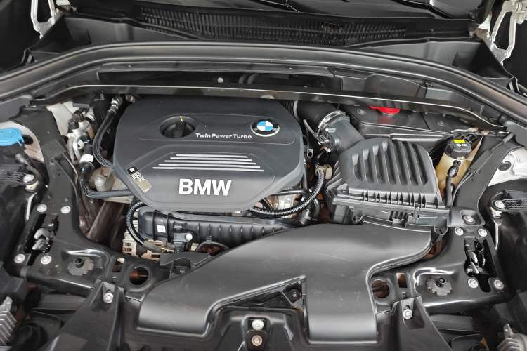 Used BMW X1 2019 sDrive18Li Premium Edition Engine Bay