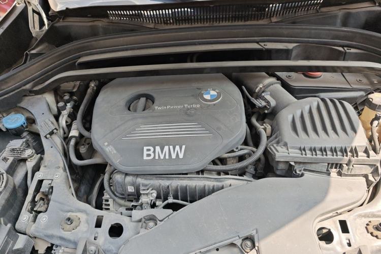 Used BMW X1 2019 sDrive18Li Fashion Model Engine Bay