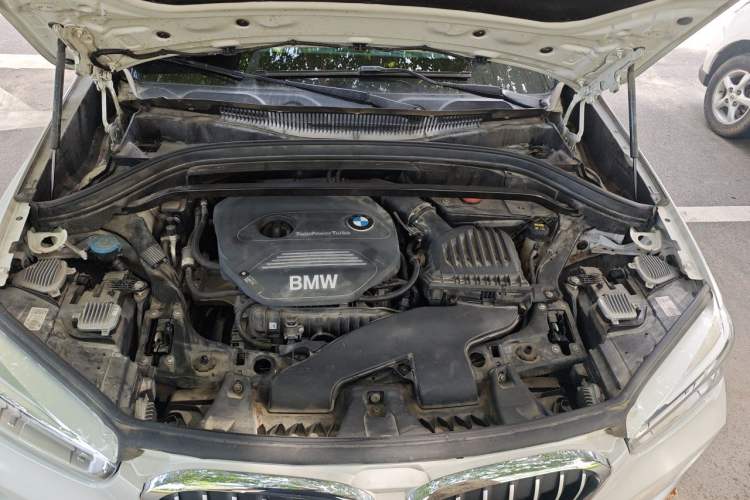 Used BMW X1 2019 sDrive18Li Premium Edition Engine Bay
