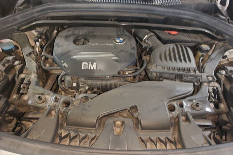 Used BMW X1 2019 sDrive18Li Fashion Model Engine Bay