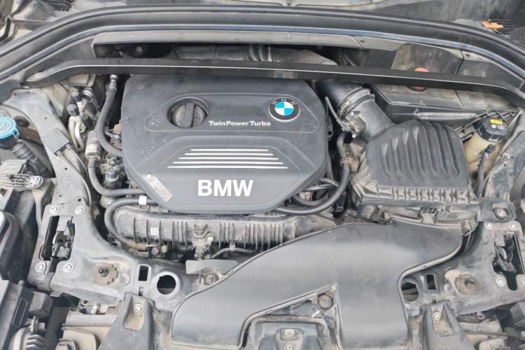 Used BMW X1 2019 sDrive20Li Leading Model Engine Bay