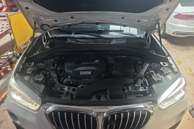 Used BMW X1 2019 sDrive20Li Leading Model Engine Bay