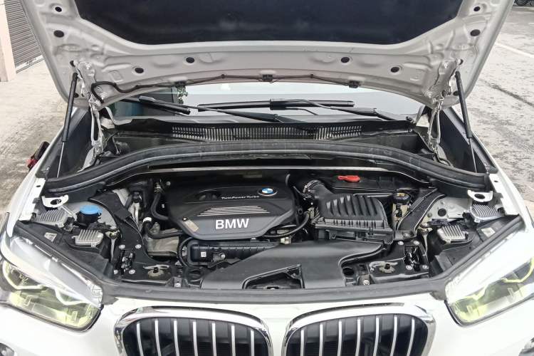 Used BMW X1 2019 sDrive18Li Premium Edition Engine Bay