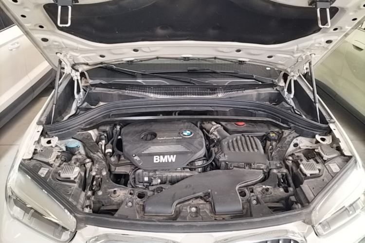 Used BMW X1 2019 sDrive18Li Premium Edition Engine Bay