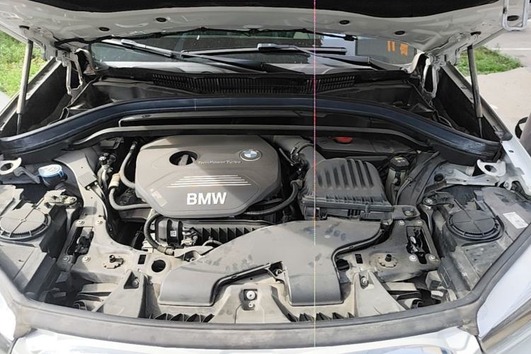 Used BMW X1 2019 sDrive18Li Fashion Model Engine Bay