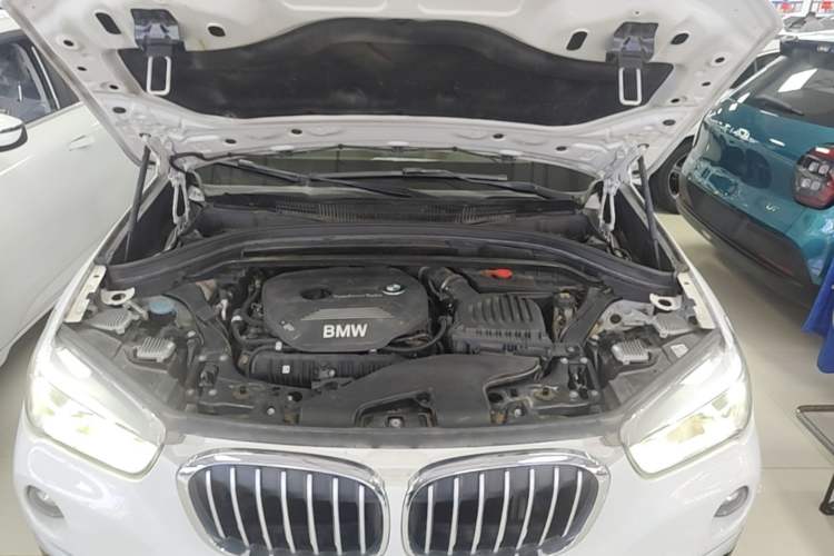 Used BMW X1 2019 xDrive20Li Luxury Model Engine Bay
