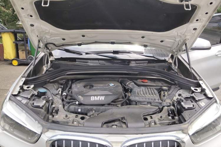 Used BMW X1 2019 sDrive20Li Leading Model Engine Bay