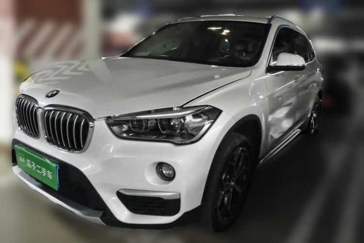 Used BMW X1 2019 xDrive20Li Luxury Model Guazi used car, China used car export, Used car for sale, Used cars, Cheapest cars for sale