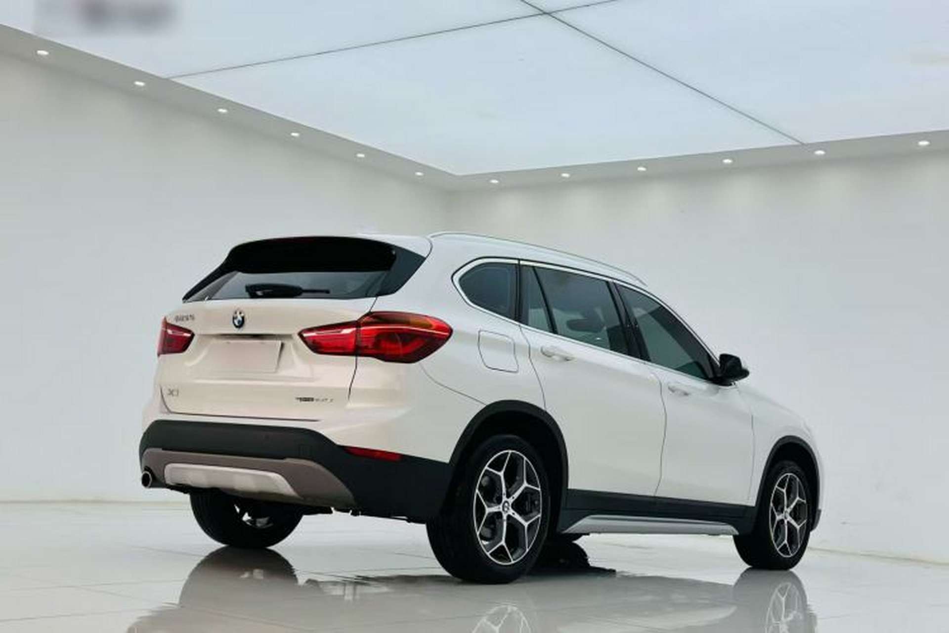Used BMW X1 2019 sDrive18Li Premium Edition Exterior 2