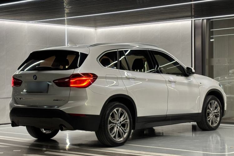 Used BMW X1 2019 sDrive20Li Leading Model Exterior 3