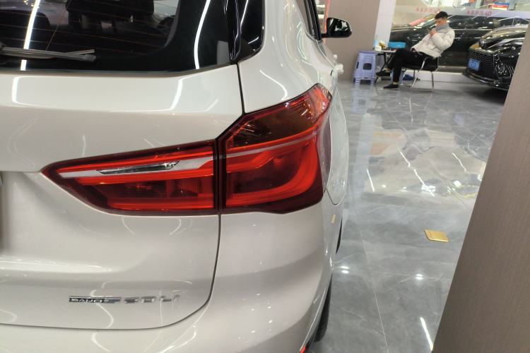 Used BMW X1 2019 sDrive20Li Leading Model Exterior 3
