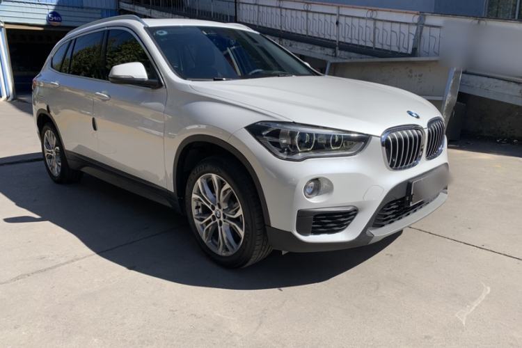 Used BMW X1 2019 sDrive20Li Leading Model Exterior 3