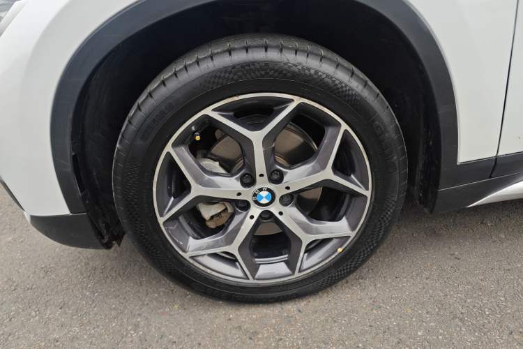 Used BMW X1 2019 sDrive18Li Premium Edition Exterior 3