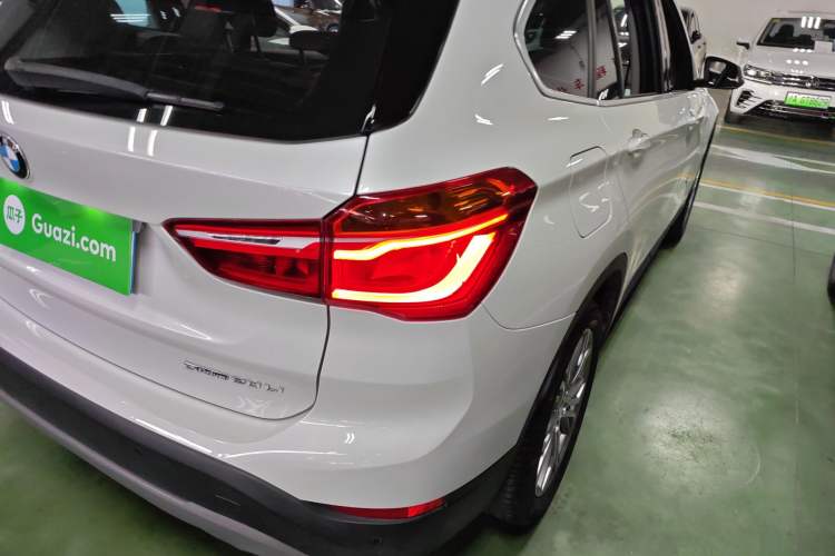 Used BMW X1 2019 sDrive20Li Leading Model Exterior 3